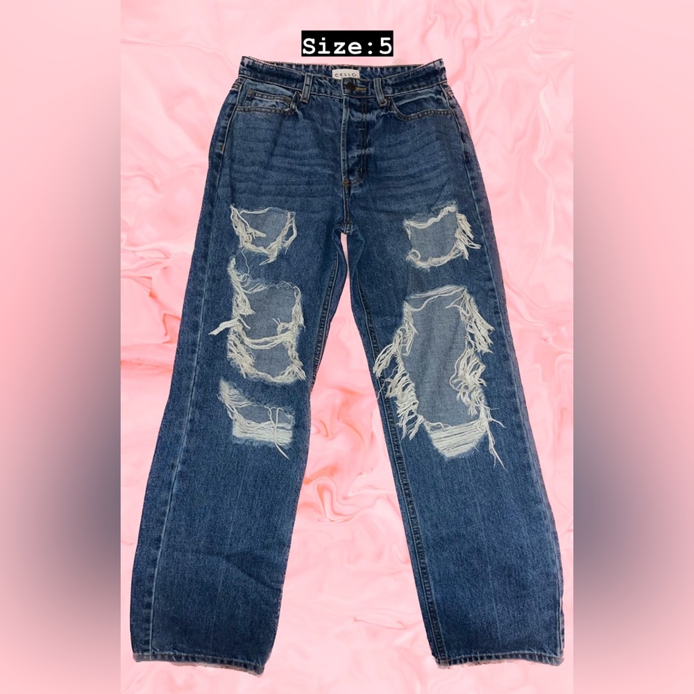 Brand: Cello/ Size: 5 / Blue ripped jeans